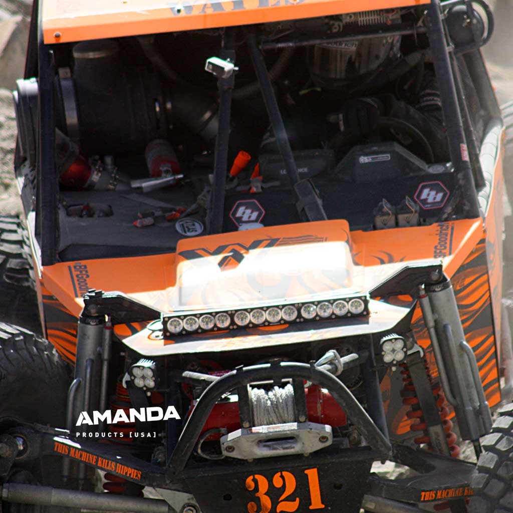 Tom Wayes #321, the physical leader for the entire King of the Hammers 2014 race.